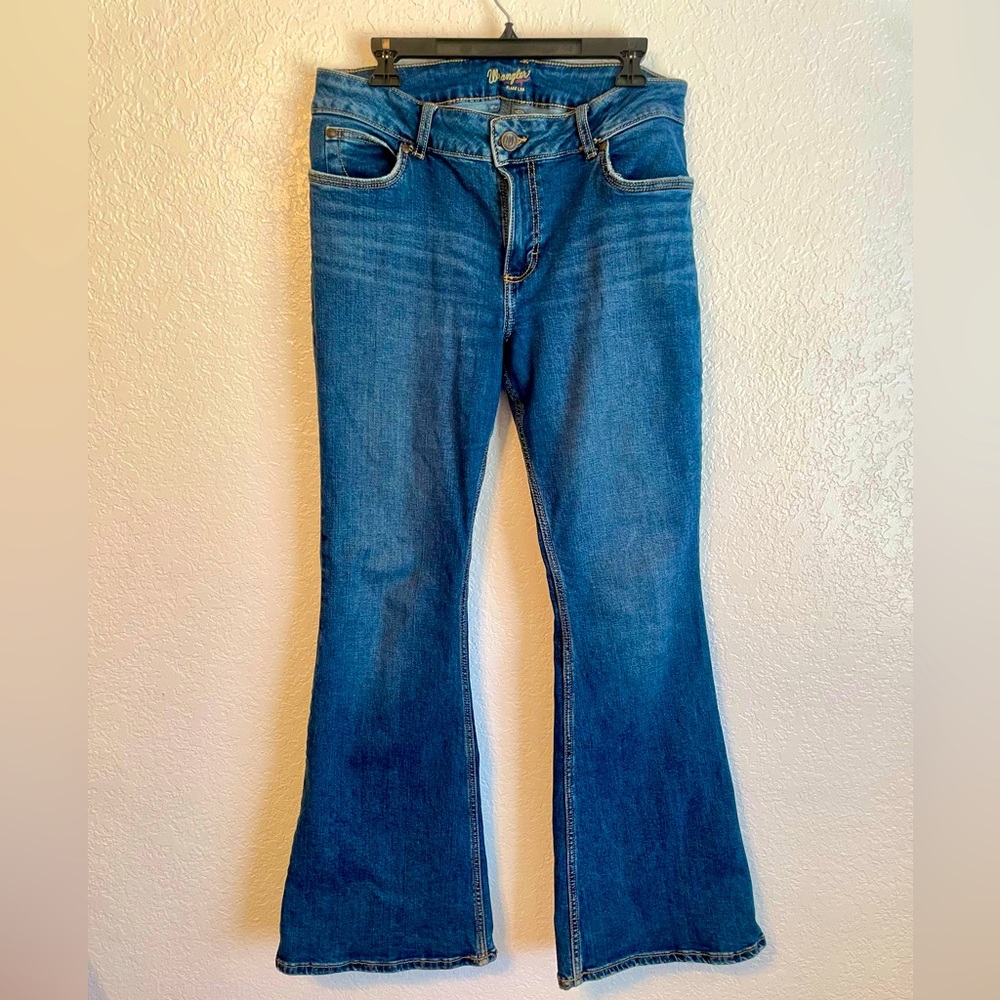 Wrangler Flare 13x34 womens jeans ( long)